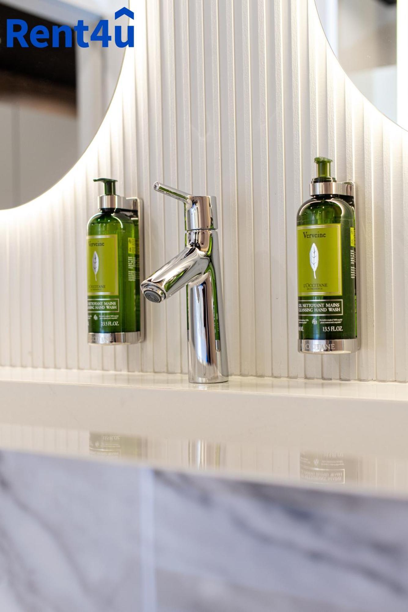 Nad Zatoka Aparthotel Deluxe By Rent4You オルシュティン エクステリア 写真